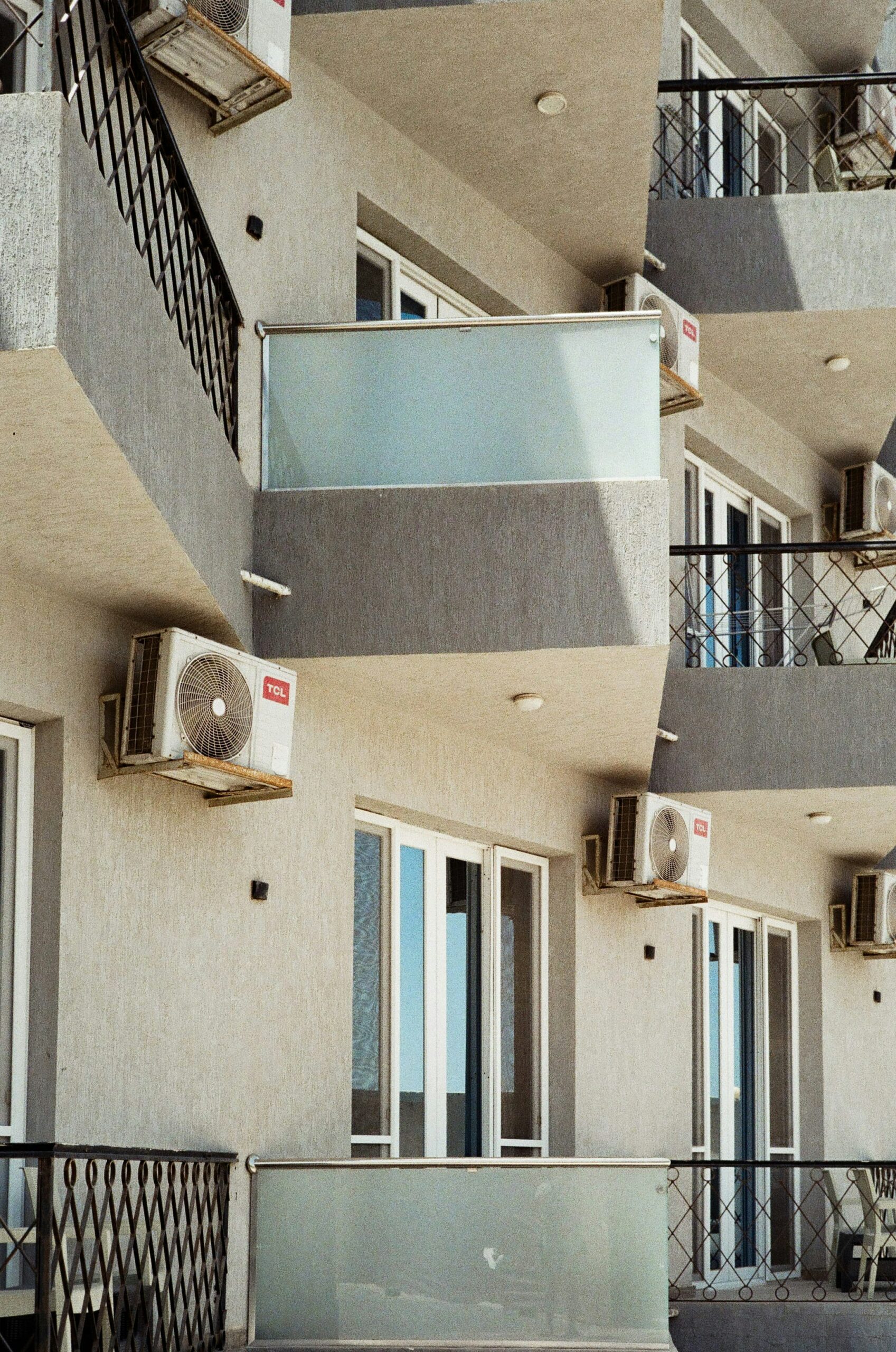 kenny ukl7bov ka4 unsplash